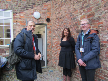 Julian meeting Bev Skaife and Rory Hall